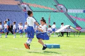 萨莫拉诺：巴萨必须引导好亚马尔，从没听过梅西说皇马偷窃